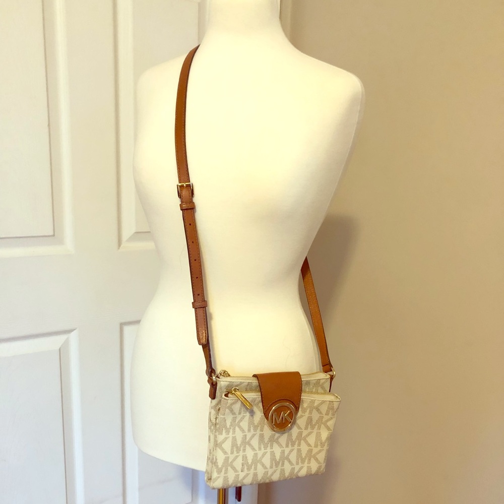 Michael Kors crossbody bag